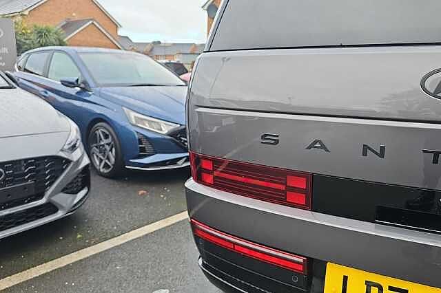 Hyundai SANTA FE 1.6 TGDi Hybrid Calligraphy 5dr 4WD Auto