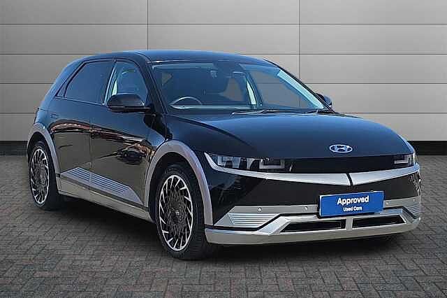 225kW Ultimate 73 kWh 5dr AWD Auto [Tech]